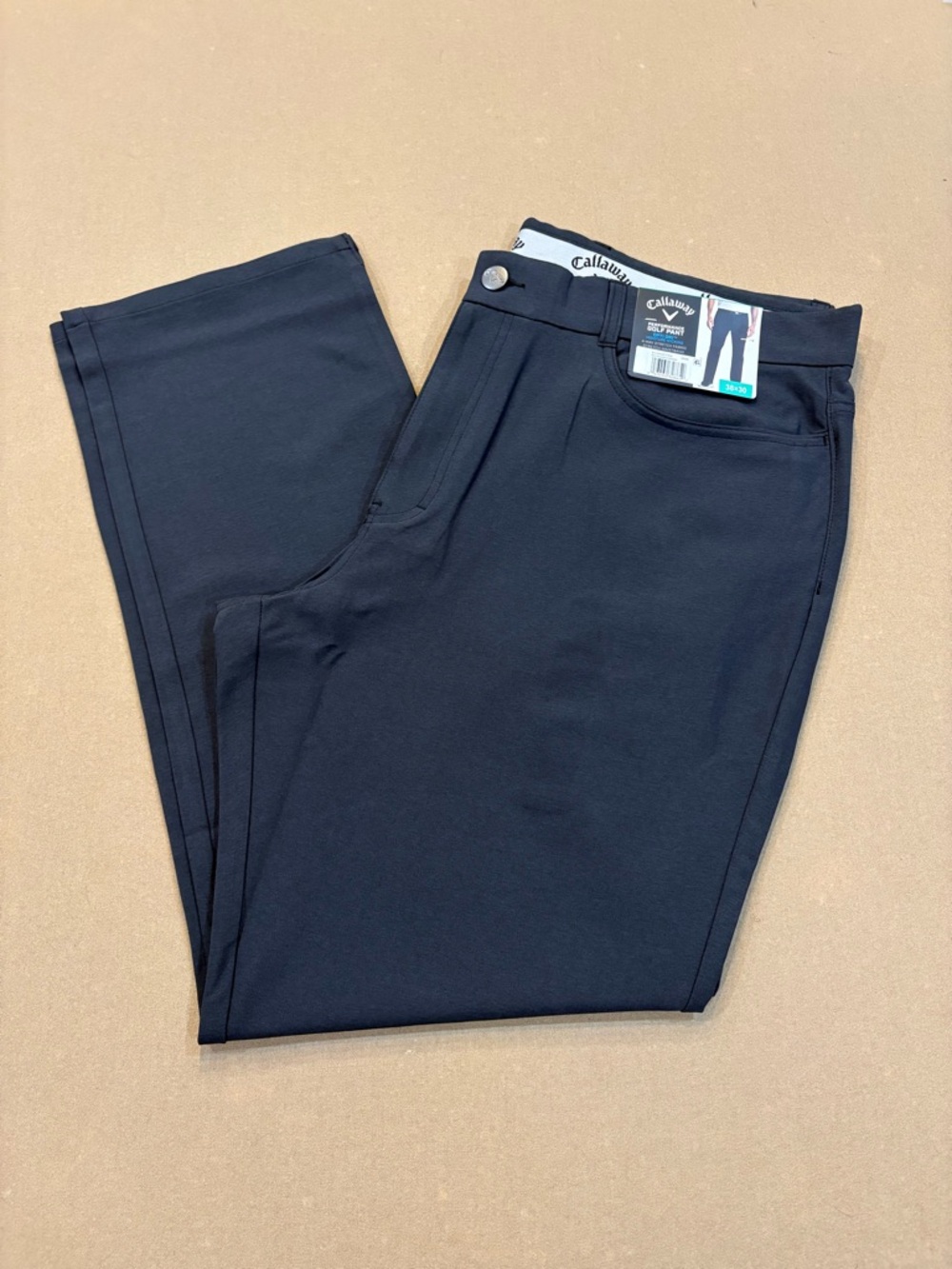 Callaway Men’s Performance Golf Pants Dark Grey Size 38x30 NWT